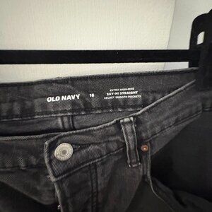 Old Navy Exta High-Rise Sky-Hi Straight Black Jeans